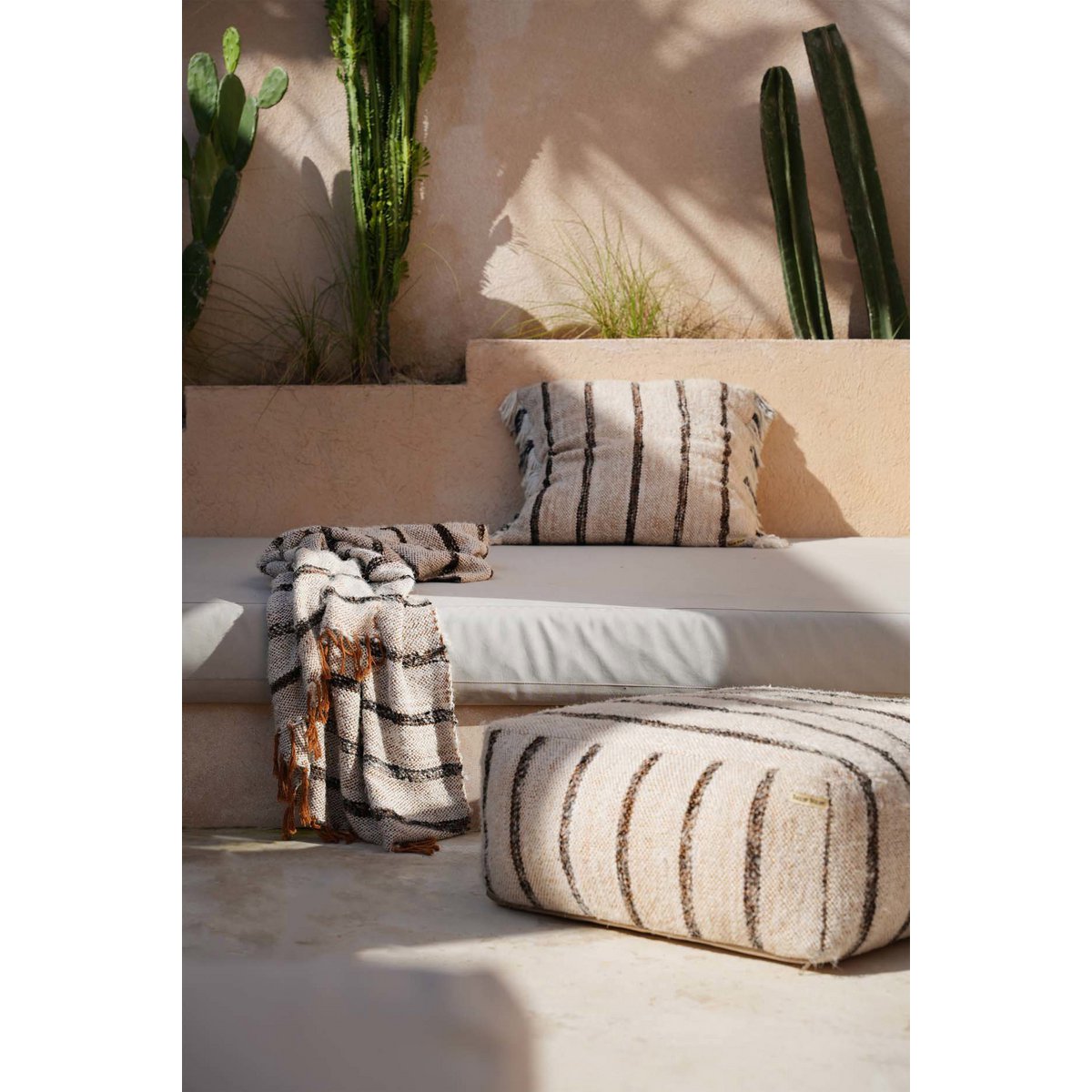The s'il vous Plaid - Bohemian White - LUXONAS HOME