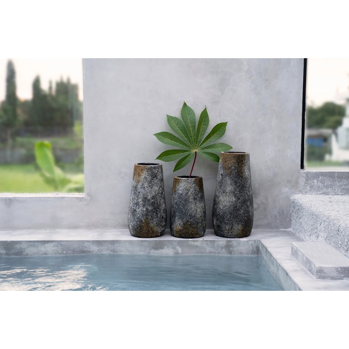 The Spooky Vase - Antique Grey - S - LUXONAS HOME