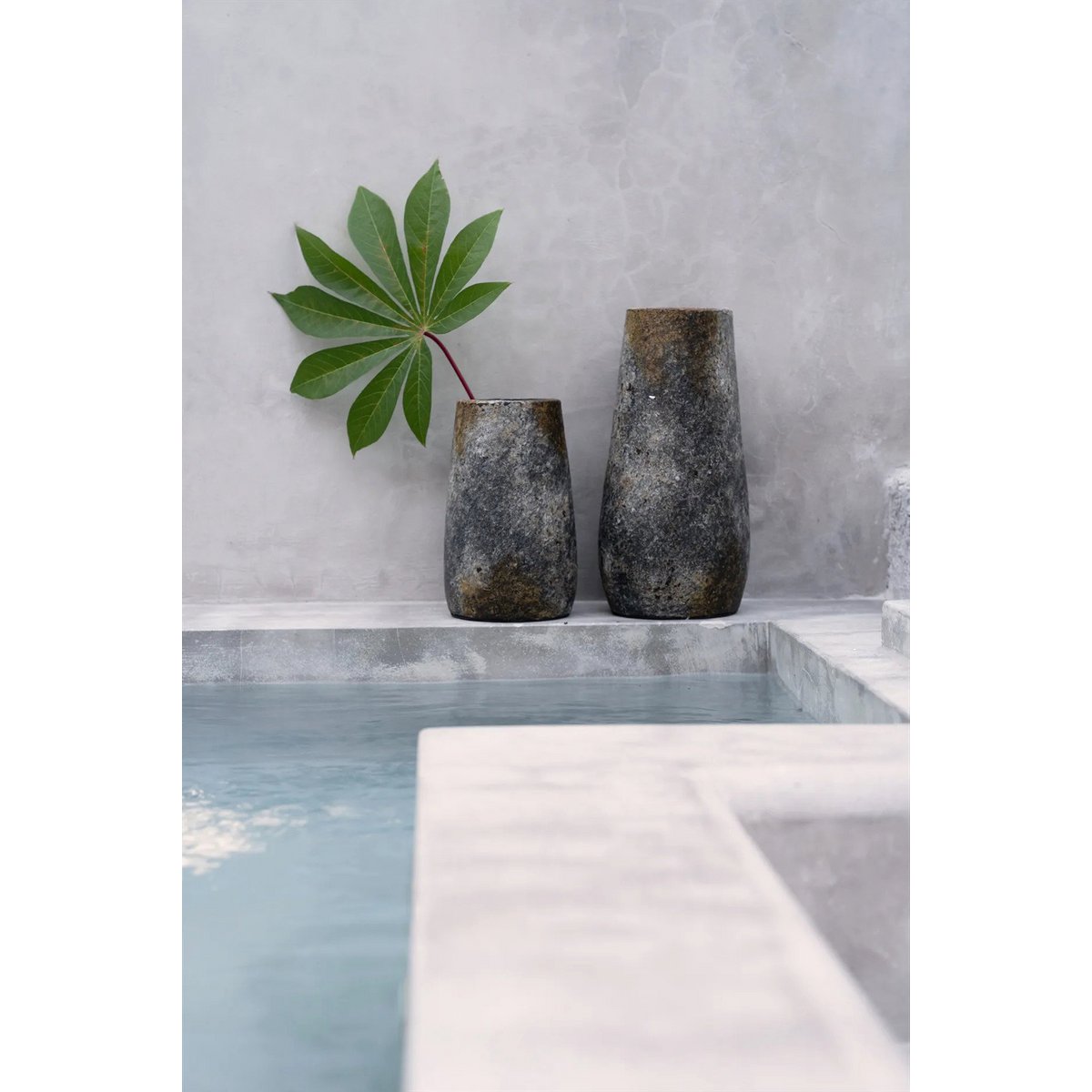 The Spooky Vase - Antique Grey - S - LUXONAS HOME