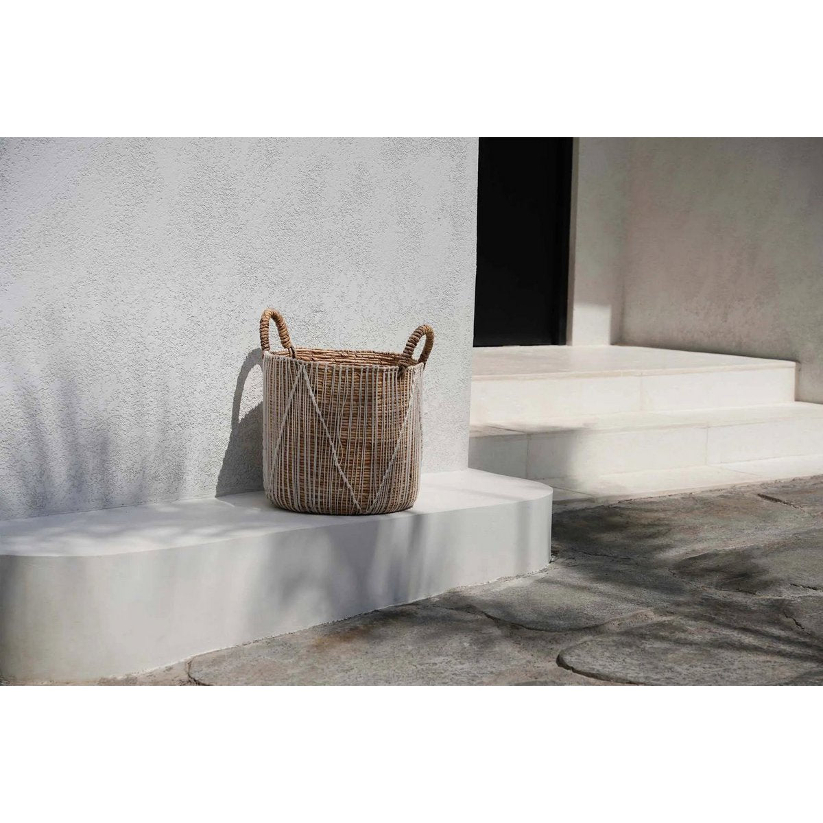 The Straight Stitched Macrame Basket - M - LUXONAS HOME
