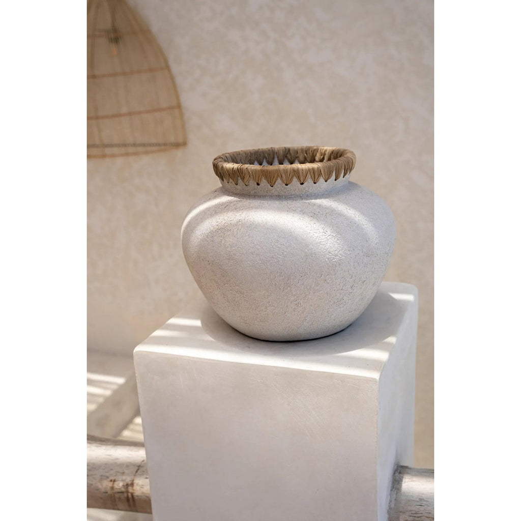 The Styly Vase - Concrete Natural - M - LUXONAS HOME