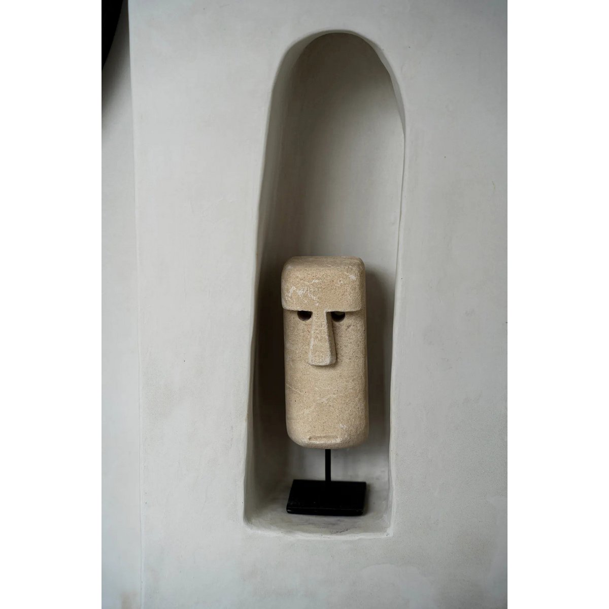 The Sumba Stone 20 on Stand - LUXONAS HOME