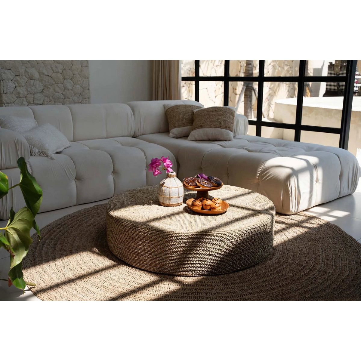 The Teak Root Cake Dish - L - LUXONAS HOME