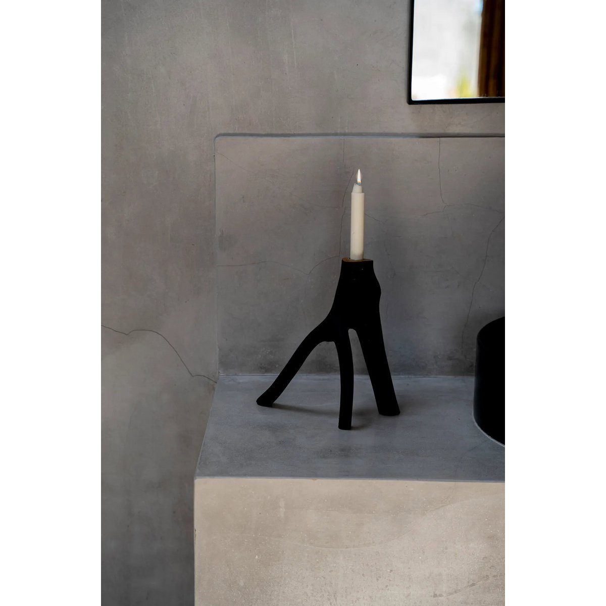 The Triple Twig Candle Holder - Black - LUXONAS HOME