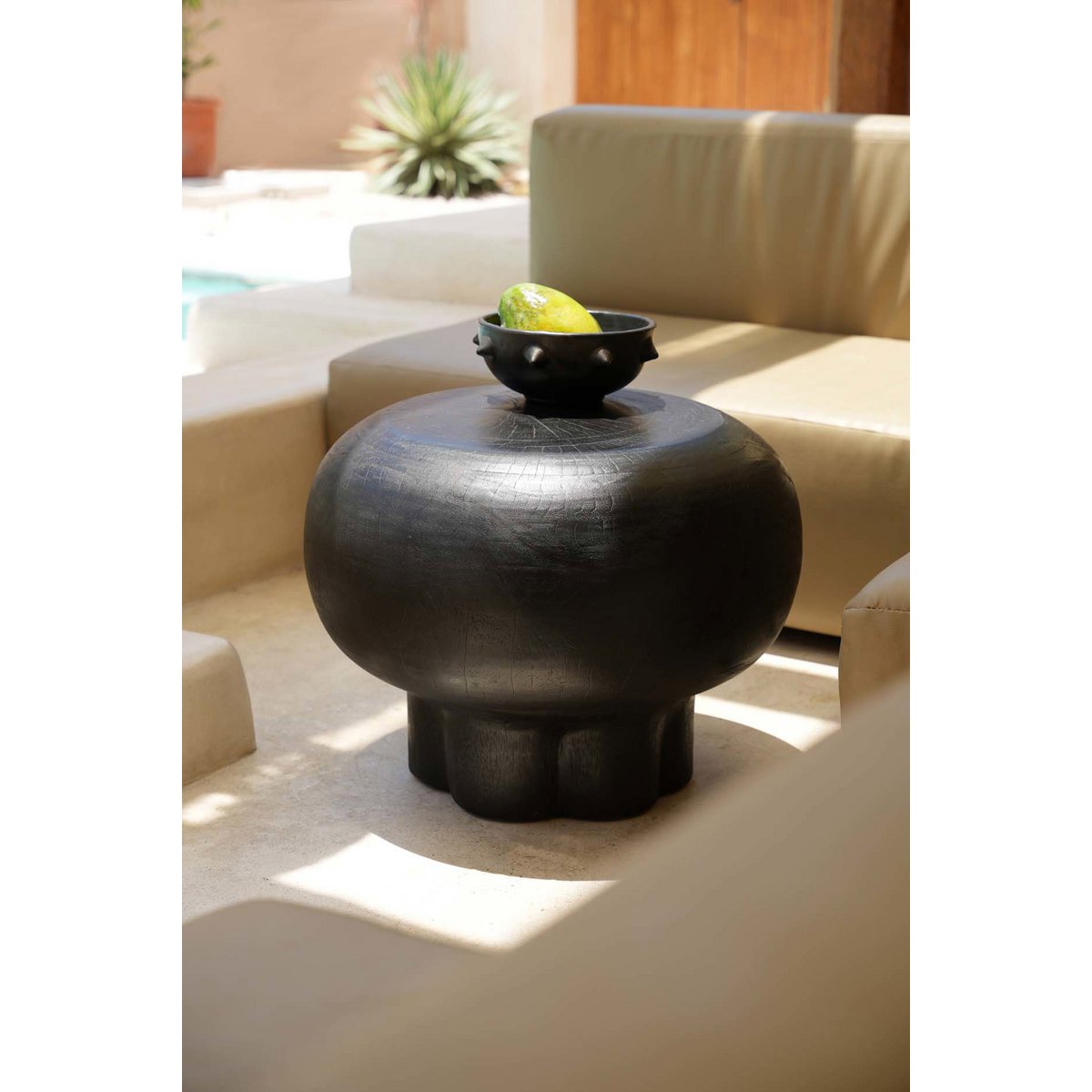 The Tutup Coffee Table - Black - LUXONAS HOME