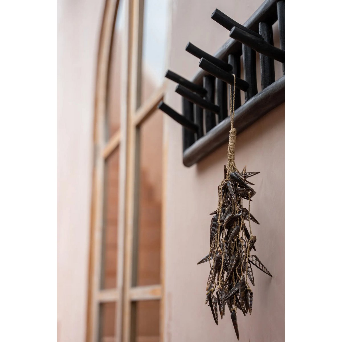 The Unicorn Shell Tassel - Brown - LUXONAS HOME