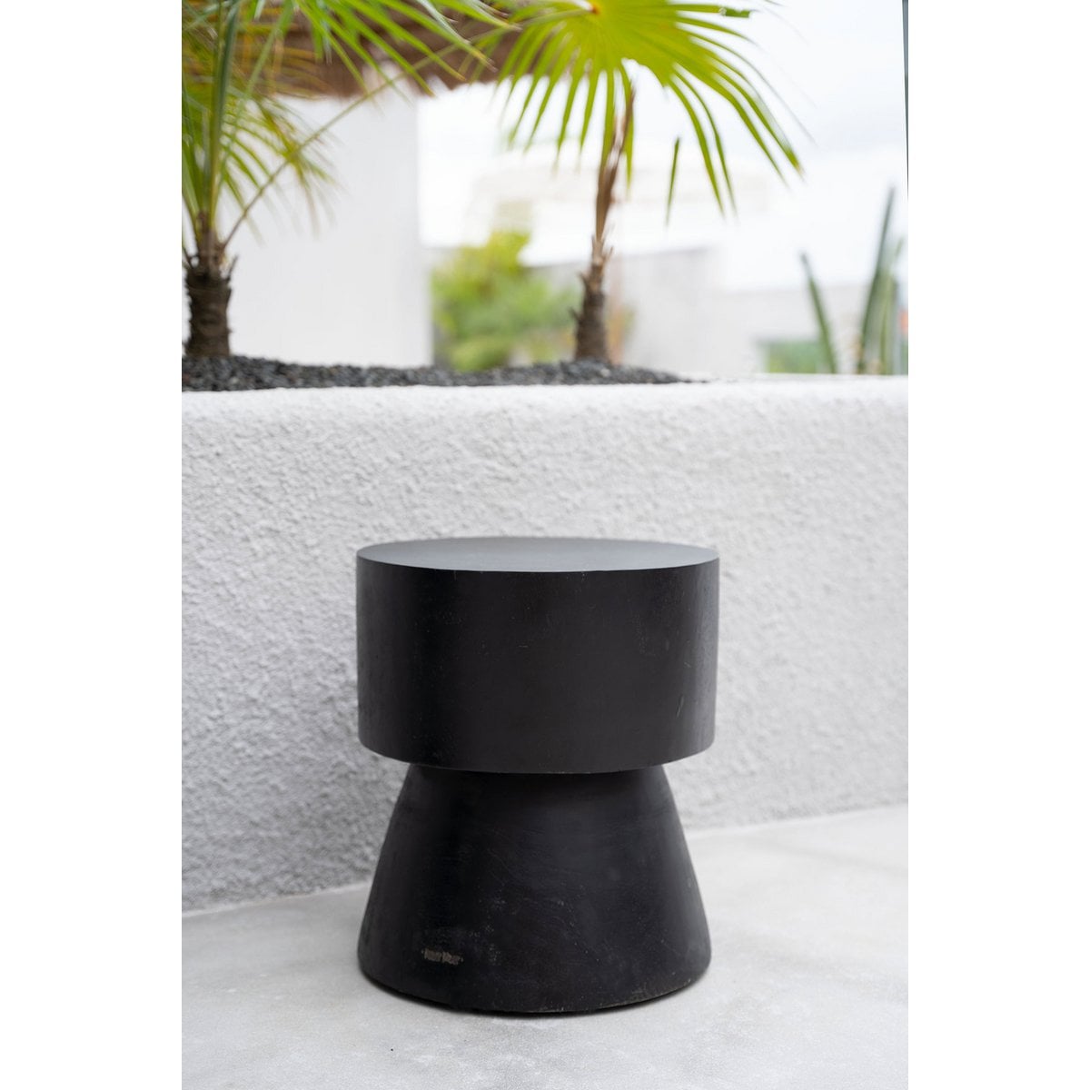 The Warmi Stool - Black - LUXONAS HOME