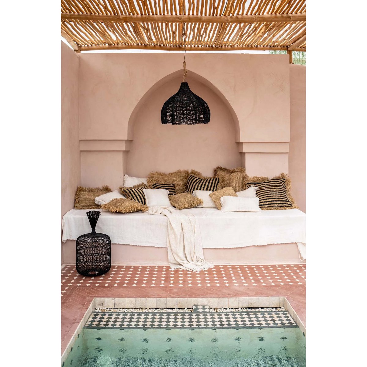 The Whipped Pendant - Black - M - LUXONAS HOME