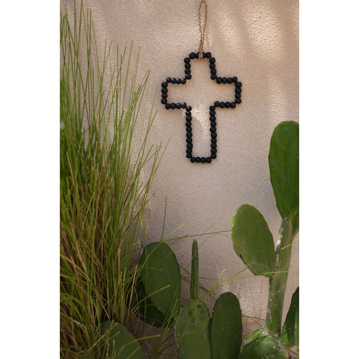 The Wooden Cross - Black - LUXONAS HOME