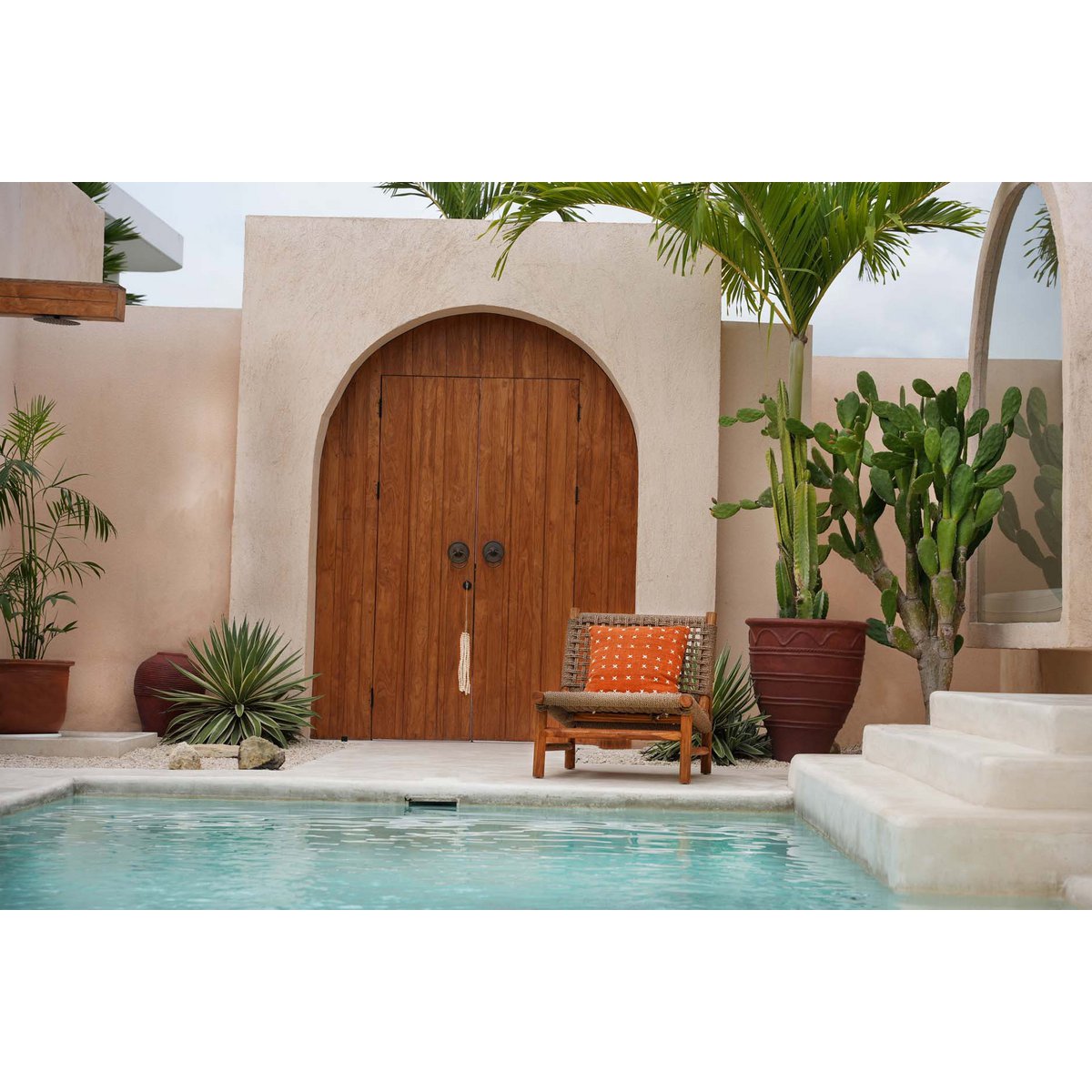 The Zillion Kiss Cushion Cover - Terracotta White - LUXONAS HOME