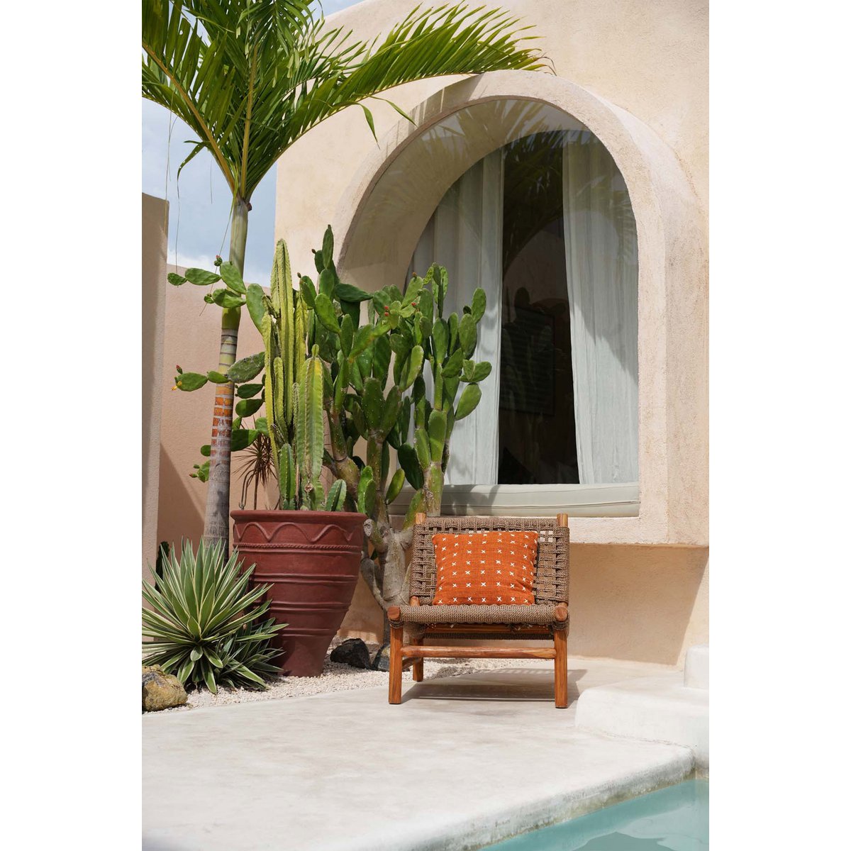 The Zillion Kiss Cushion Cover - Terracotta White - LUXONAS HOME