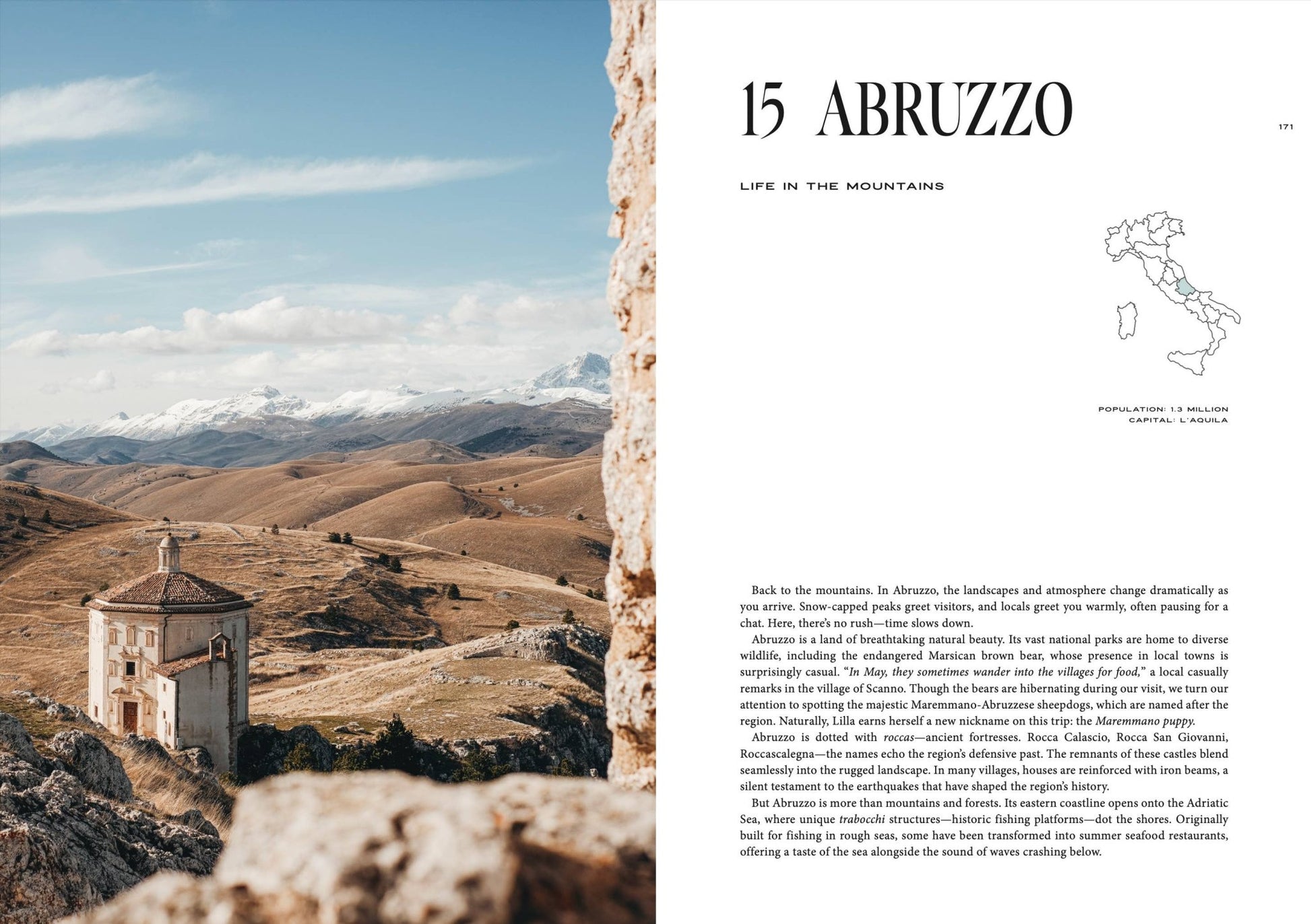 Travel Guide: Somewhere in Italy Book - LUXONAS