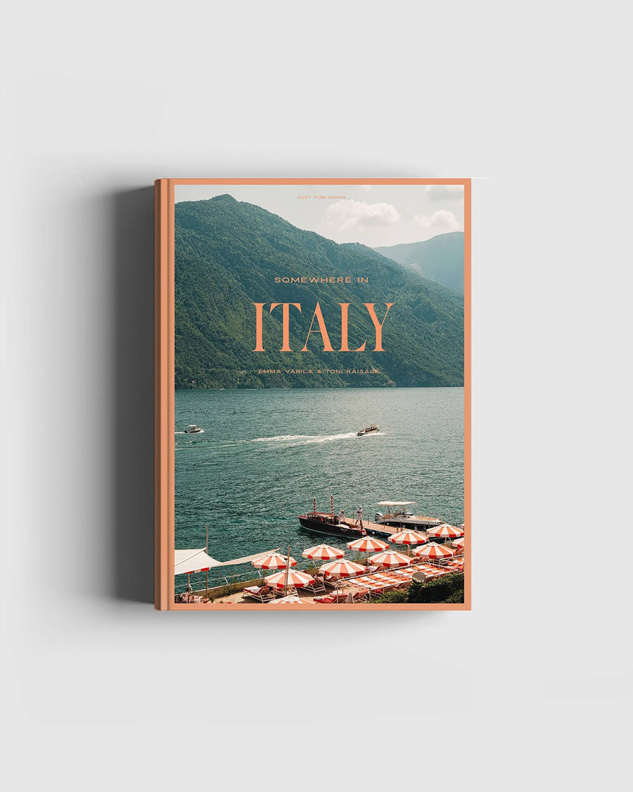 Travel Guide: Somewhere in Italy Book