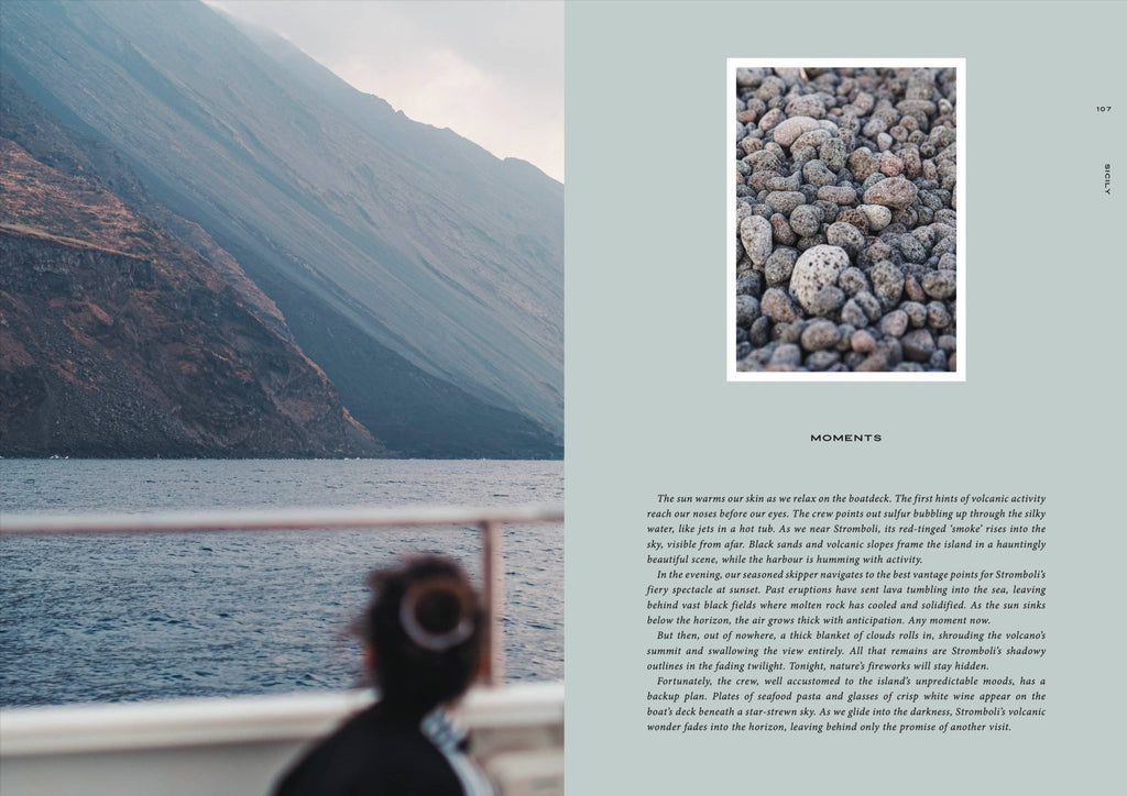 Travel Guide: Somewhere in Italy Book - LUXONAS