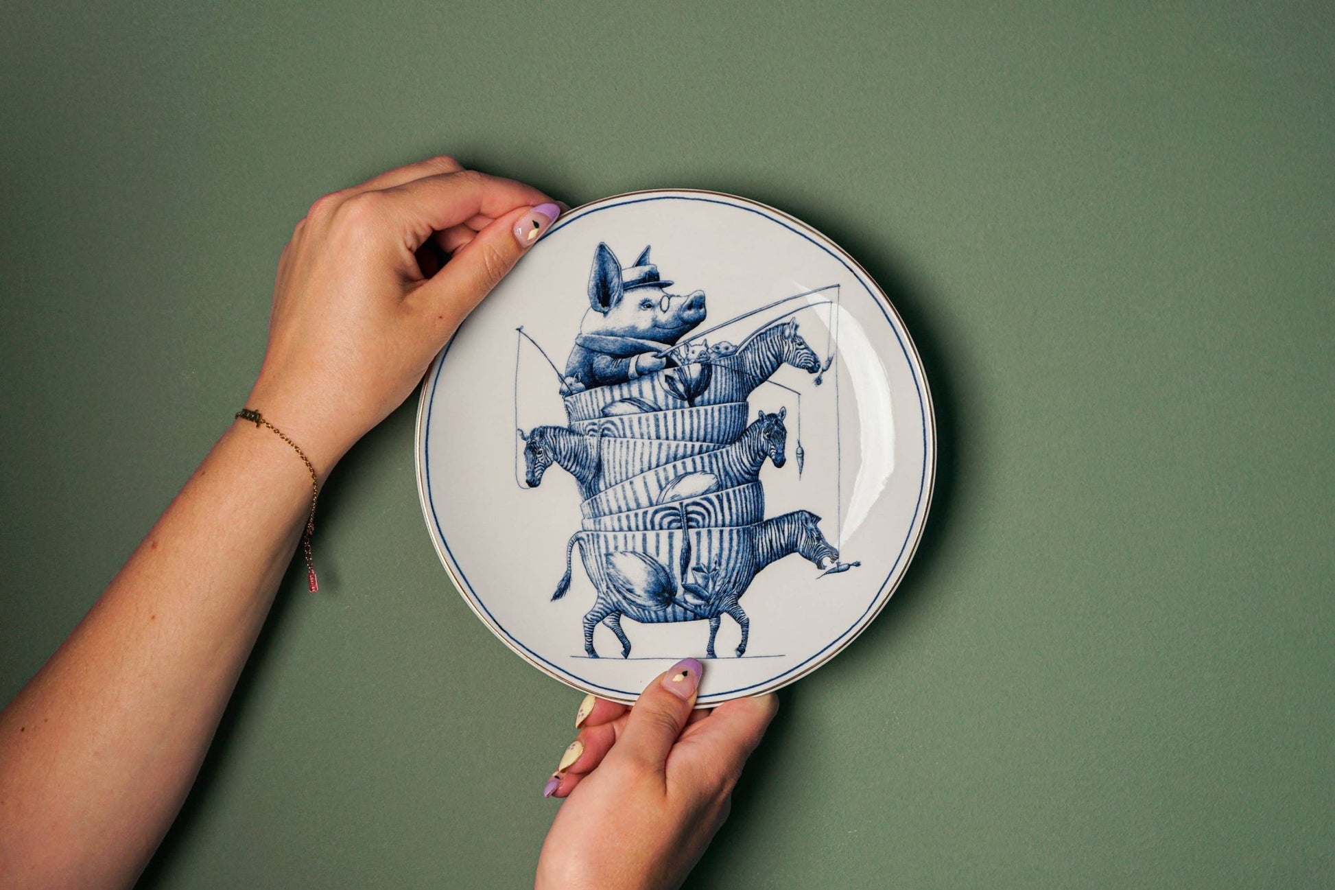 Wall Plate Redmer Zebra - LUXONAS