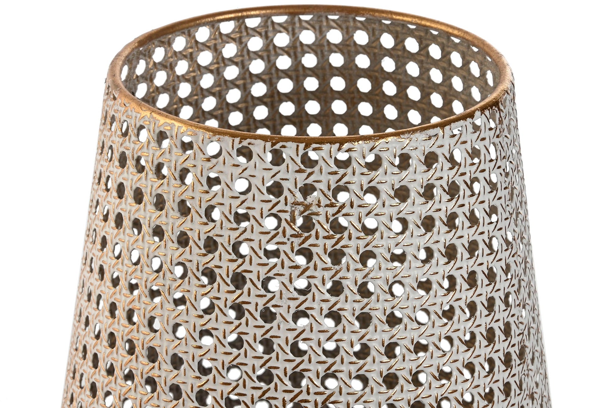 White Aged Metal Candle Holder - LUXONAS