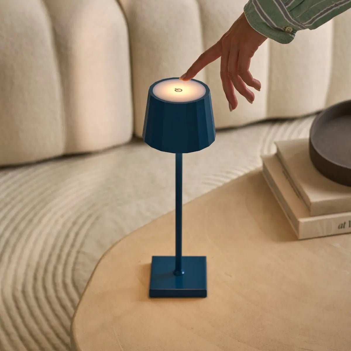 Wouter Delftware Blue Rechargeable Table Lamp | Wireless Charging & 120 - Hour Battery Life - LUXONAS HOME