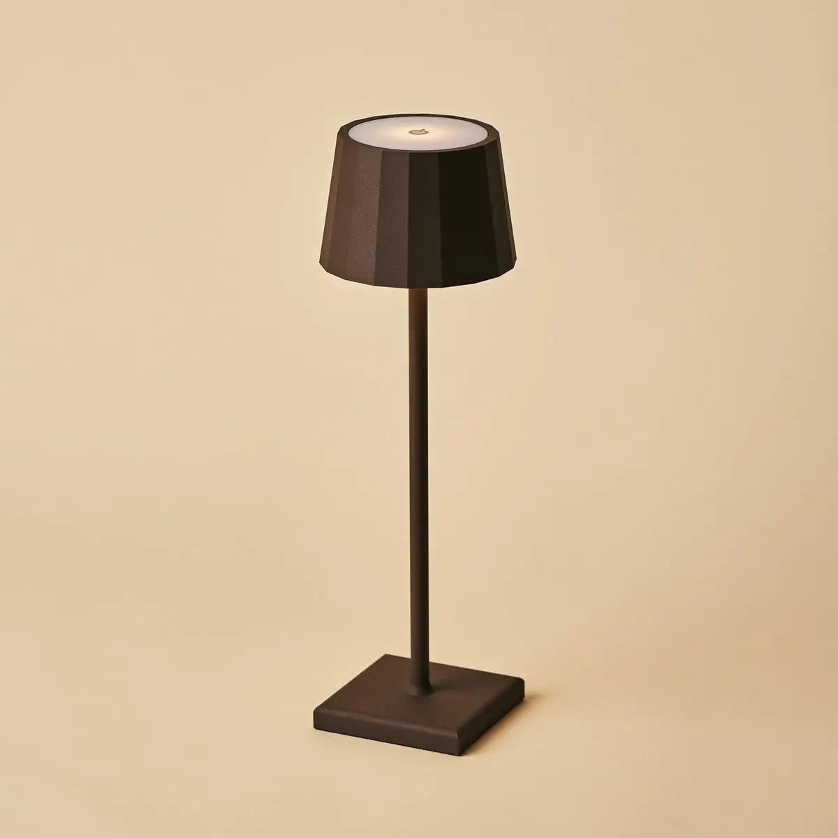 Wouter Mocha Brown Rechargeable Table Lamp | Wireless Charging & 120 - Hour Battery Life - LUXONAS HOME